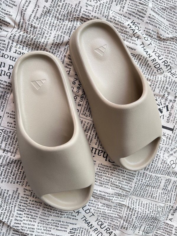 Adidas Yeezy-Inspired First Copy Slippers on sale-85% off - Image 4