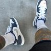 Air Jordan 1 Low SB midnight navy Shoes - Image 4