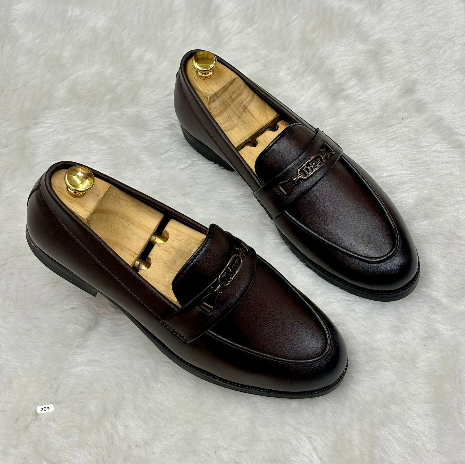 Designer Dior Shoes Formal On Full Cash On Delivery