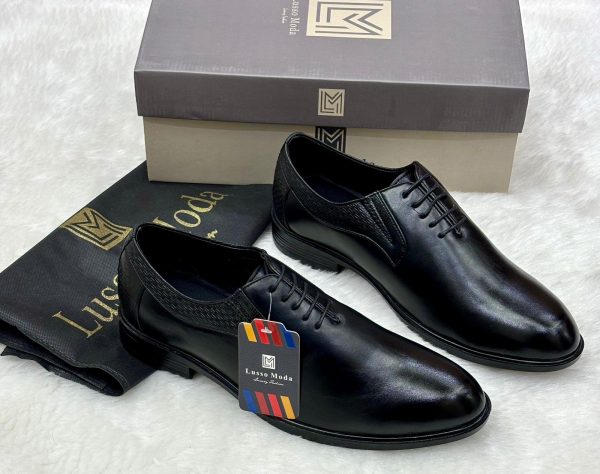 Premium Quality Lusso Moda Formal Shoes On Full Cash On Delivery - Image 3