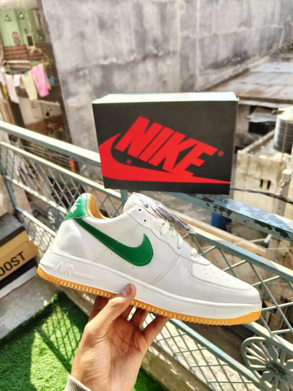 FIRST COPY NIKE AIRFORCE HAMAVA