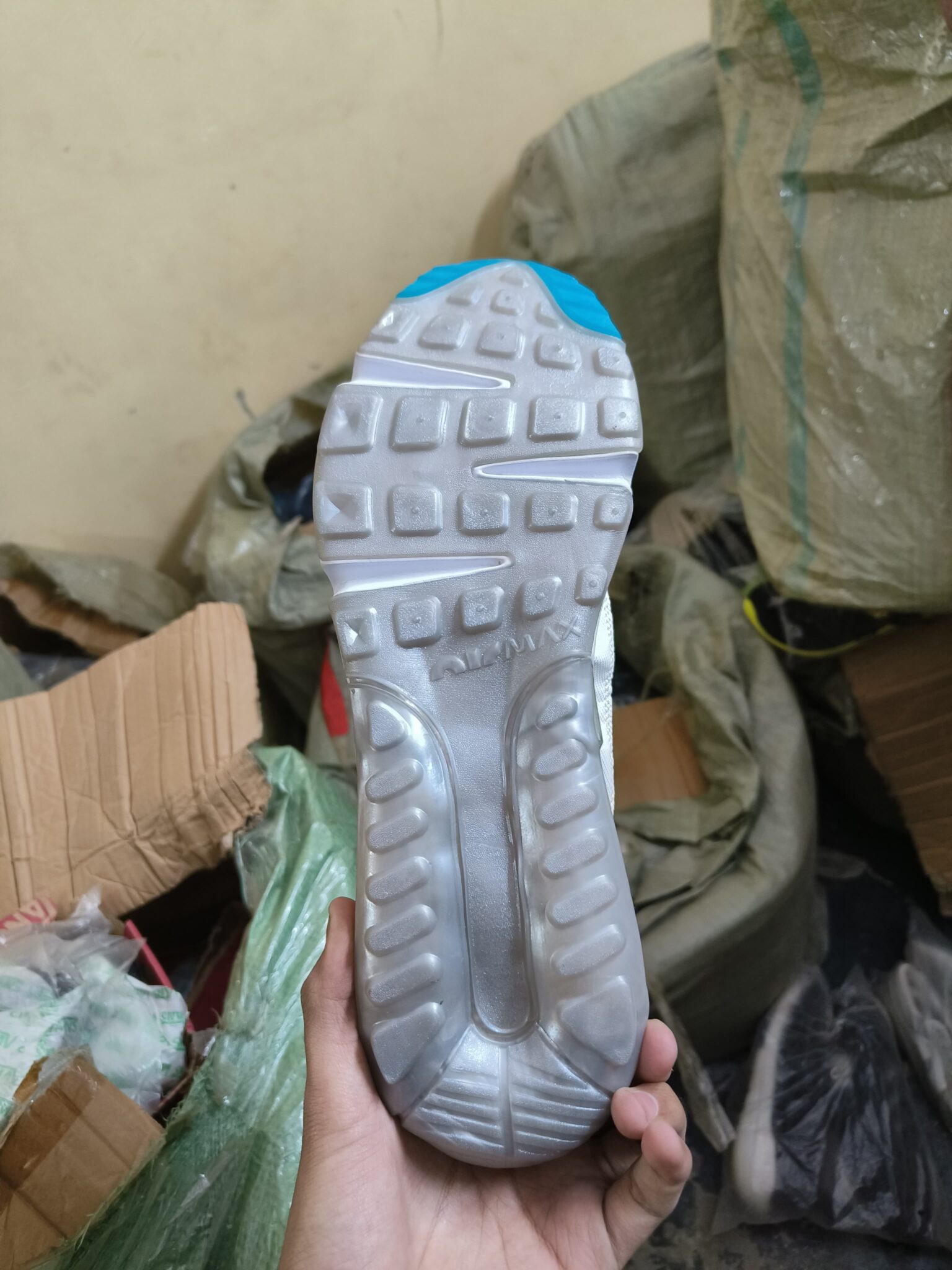 childrens airmax 2090