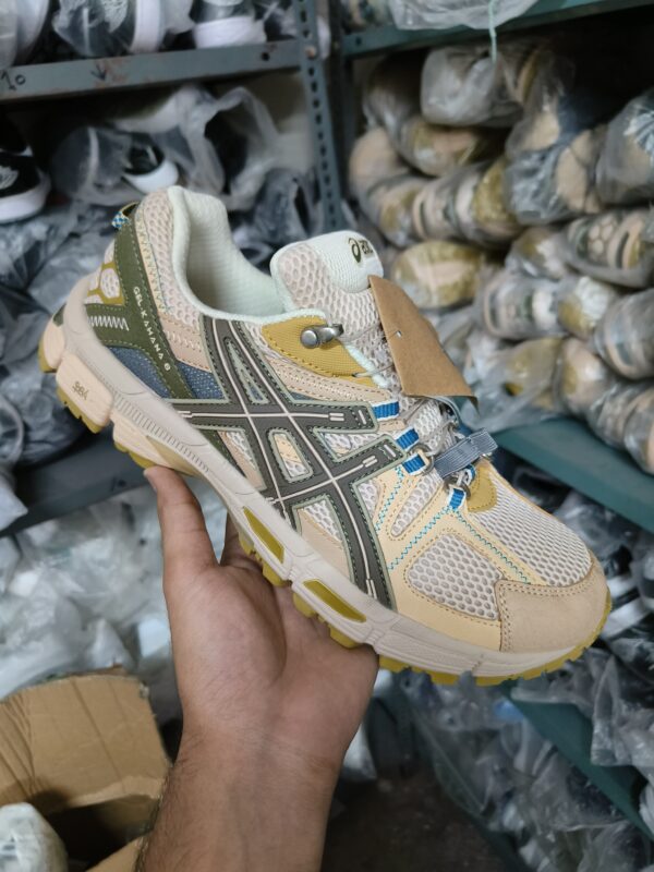 ASICS GEL-KAHANA 8 Unisex Running Shoe, Olive Beige - Image 2