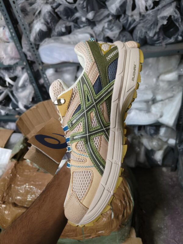 ASICS GEL-KAHANA 8 Unisex Running Shoe, Olive Beige - Image 3