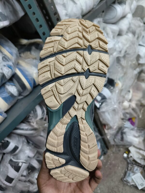 ASICS Gel Kahana 8 Graphite Grey Running shoes - Image 7