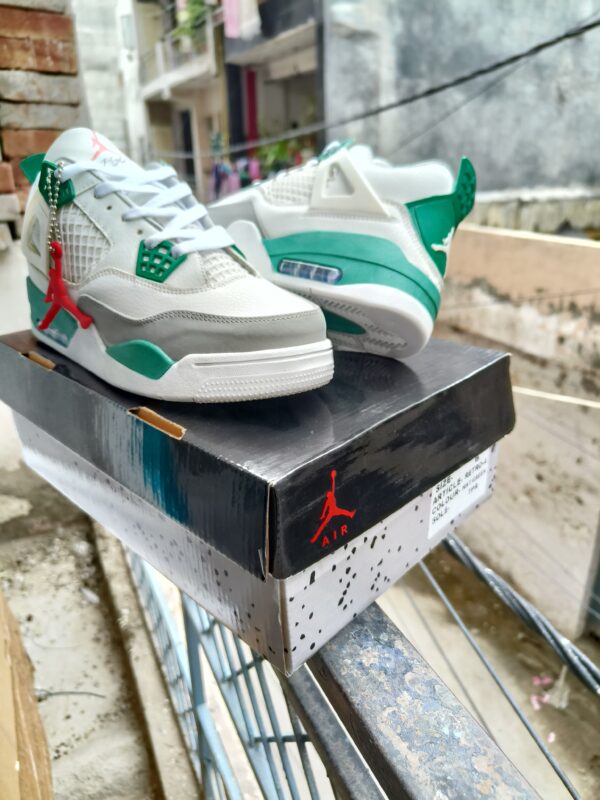 FIRST COPY NIKE JORDAN 4 PINE GREEN - Image 4