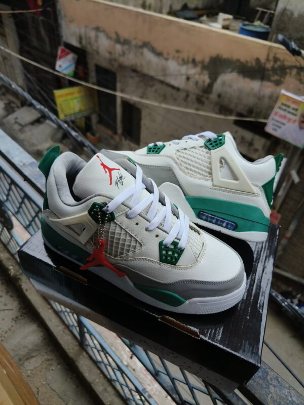 FIRST COPY NIKE JORDAN 4 PINE GREEN - Image 3