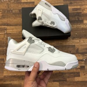 Jordan Retro 4 White Oreo First Copy Shoe — Women's
