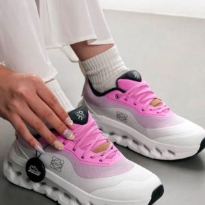 On Cloud tit X Loewee women Shoe Photo 1
