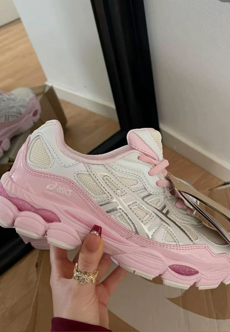 Asics Gel-NYC Rose Pink / Metallic Silver First Copy Shoe Photo 3
